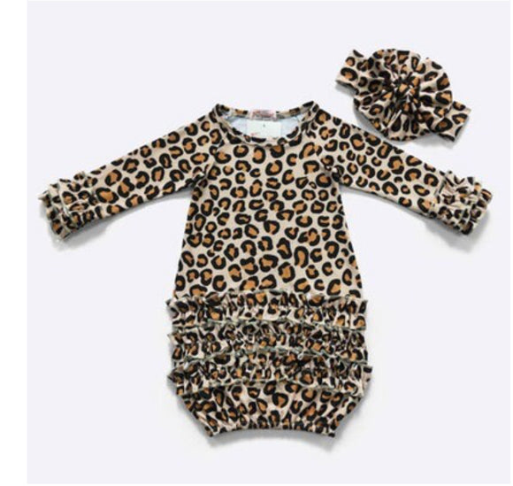 CLOVER COTTAGE - CHEETAH BABY GOWN - https://tammysoutfitters.com/