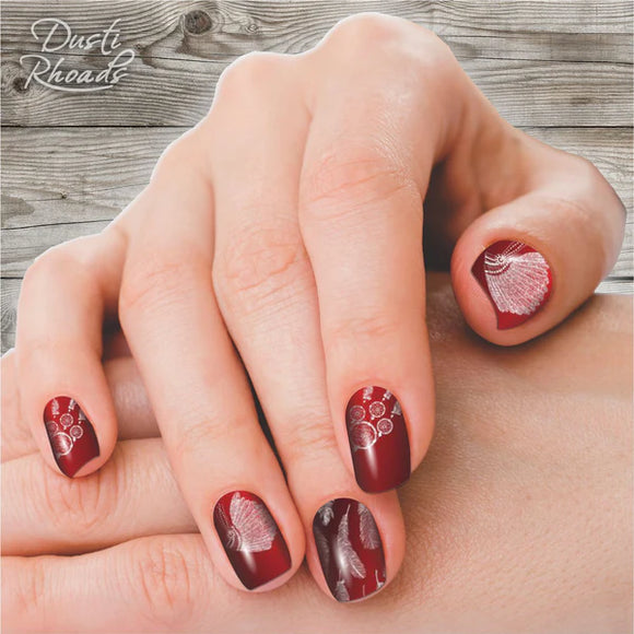 DANCES WITH NAILS 