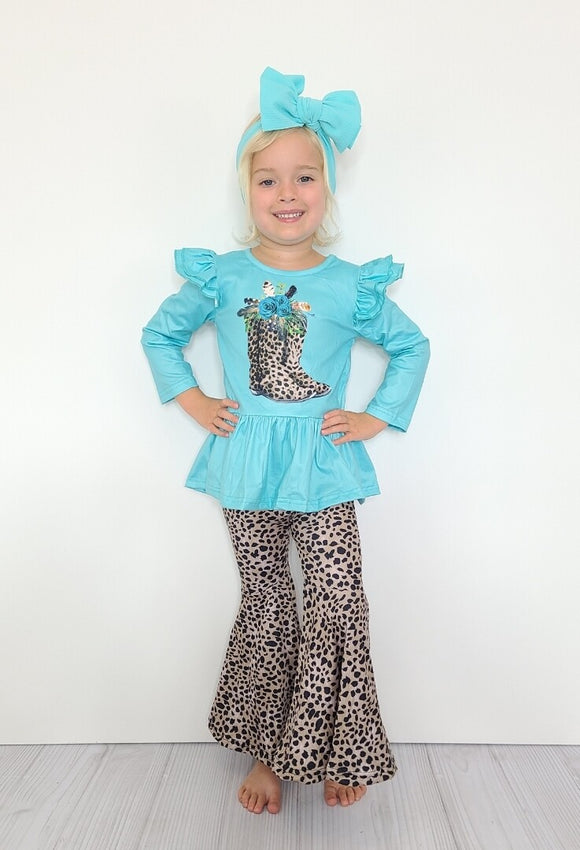 Turquoise ruffle long-sleeved top with animal print boots on chest. Pants match the animal print boots. Clover Cottage