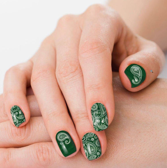 PAISLEY PASTURES NAILS 