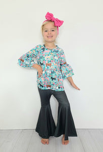 CLOVER COTTAGE - FARM FLORAL LS GIRL SET - WITH MODEL