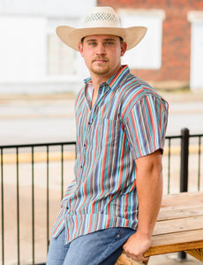 Men's short-sleeved vertical striped hybrid shirt. Button up front view.